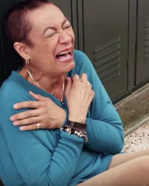 SICK TEACHER WALKS INTO SCHOOL, AND COLLAPSES WHEN SHE SEES WHOS WAITING